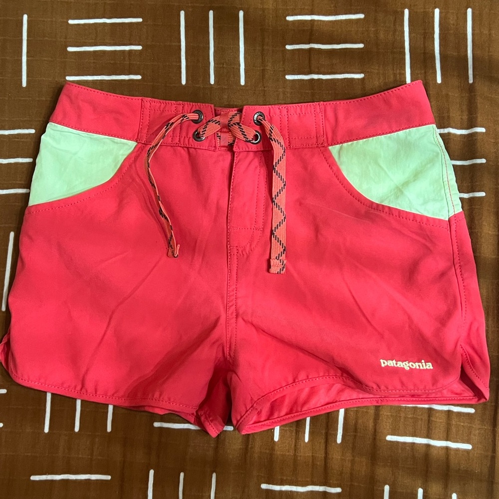 Patagonia Forries Shorey Board Shorts Girls size 10